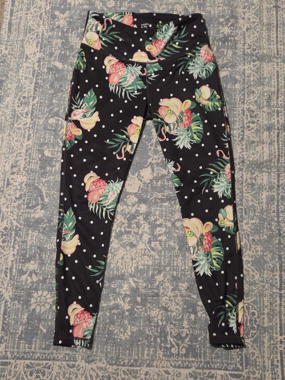 crown & ivy Black Tropical Dot Print Leggings Small Flamingo Palm Pineapple Bana